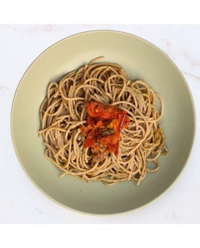 ESPAGUETIS PESTO CON TOMATES ASADOS (300g)