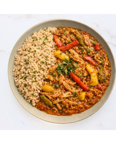 GUISO DE TINGA DE POLLO CON ARROZ INTEGRAL