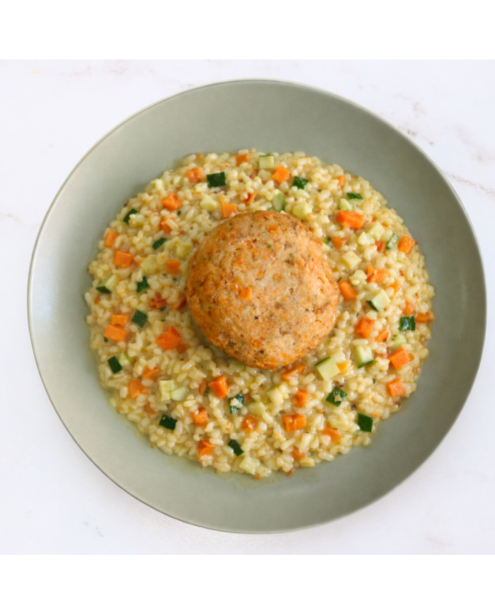 HAMBURGUESA DE SALMÓN CON ARROZ CREMOSO