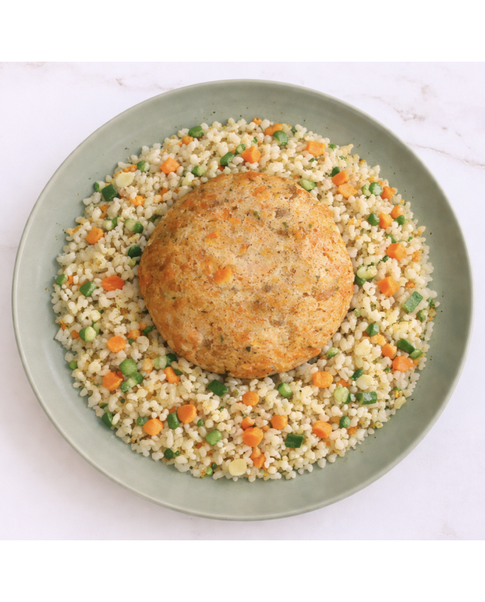 keto HAMBURGUESA DE SALMÓN CON COLIARROZ CREMOSO