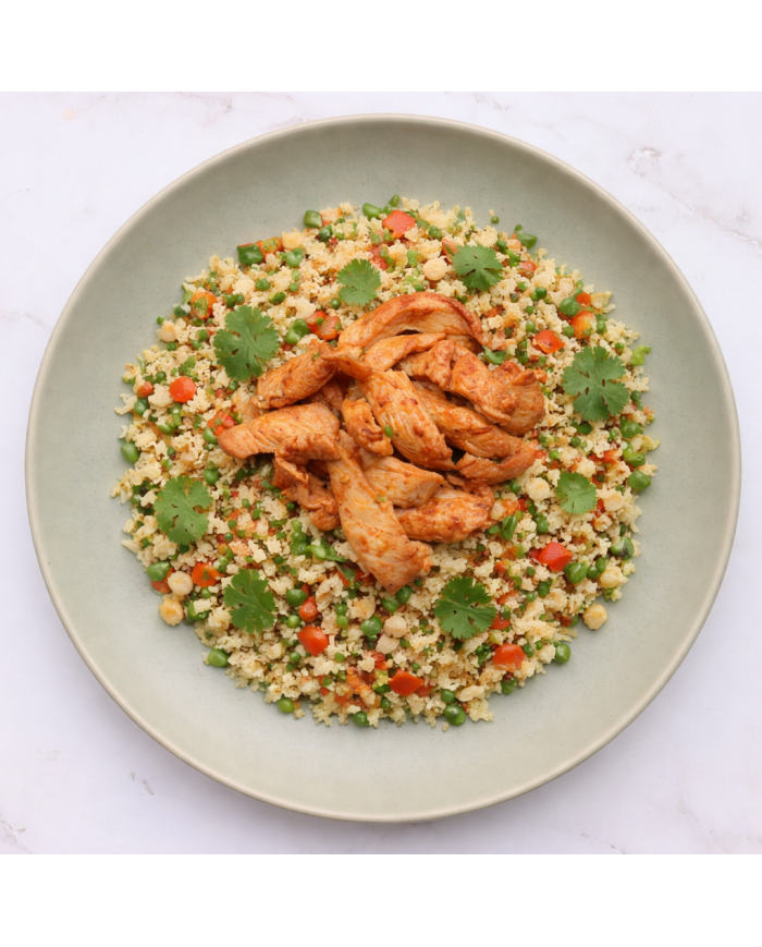 keto POLLO THAI CON TABULÉ DE COLIRROZ