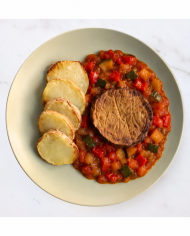 HAMBURGUESA DE LENTEJAS CON PATATAS Y PISTO