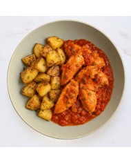 PECHUGAS EN SALSA DE TOMATE CON PATATAS