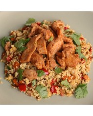 POLLO THAI CON TABULÉ DE VERDURITAS