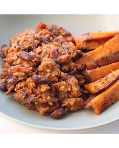 CHILI PICANTE DE CARNE CON FRIJOLES Y BONIATO ASADO