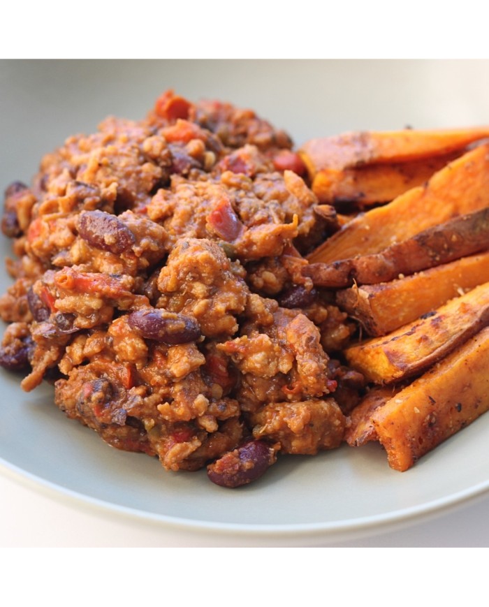 CHILI PICANTE DE CARNE CON FRIJOLES Y BONIATO ASADO