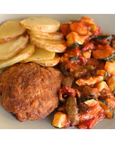 HAMBURGUESA DE ATÚN CON PATATAS Y PISTO